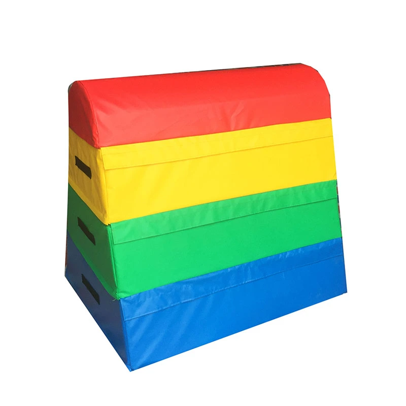 Boîte de saut souple à quatre sections avec arc-top